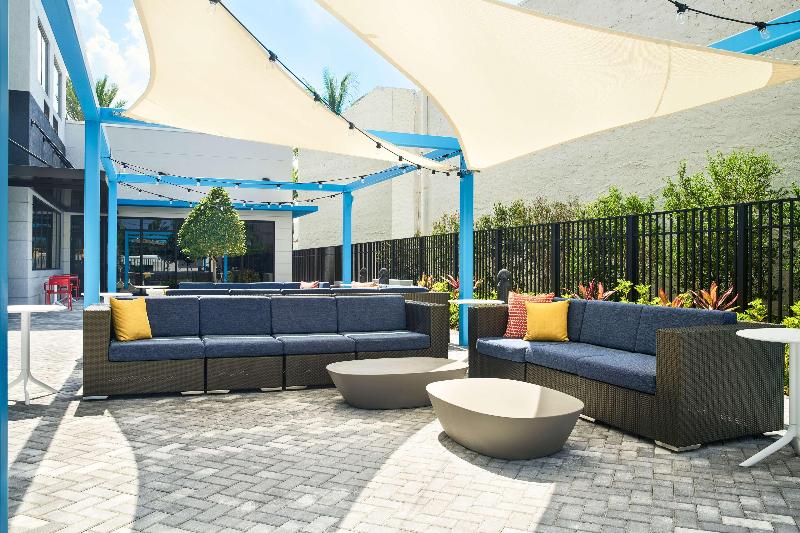 هتل Tru By Hilton Ft. Lauderdale Airport