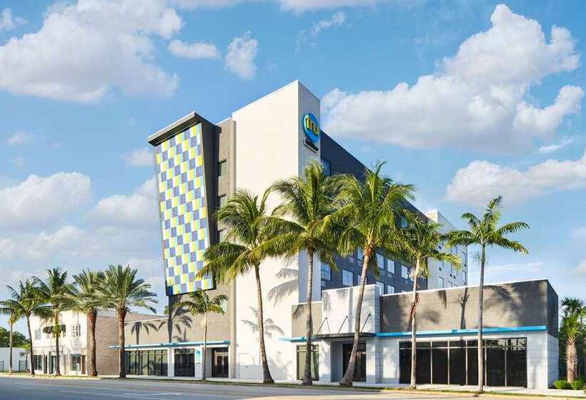 هتل Tru By Hilton Ft. Lauderdale Airport