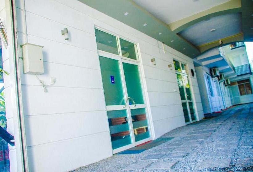 Отель Yoho Royal Mount Residence