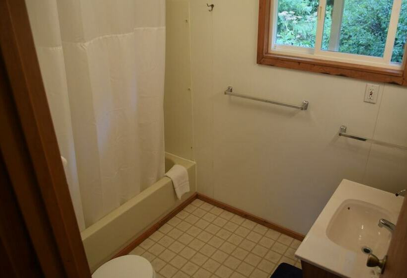 호텔 Zachar Bay Lodge Inc