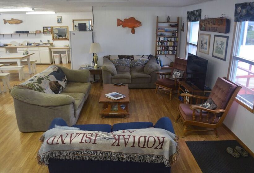 호텔 Zachar Bay Lodge Inc