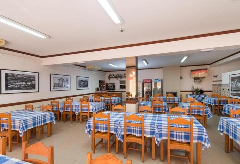 بنسيون Alojamento Correia