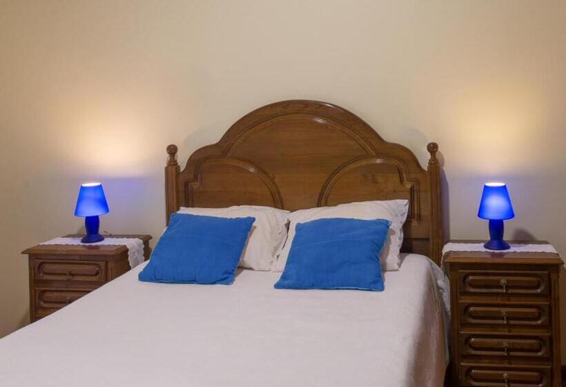 بنسيون Alojamento Correia