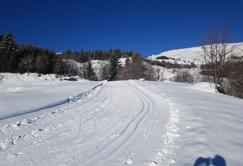 بنسيون Chalet Le Paradou