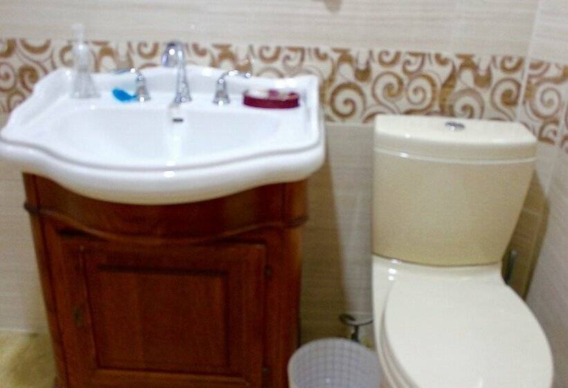 פנסיון East 42nd Mansion