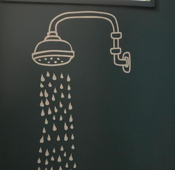 פנסיון Hostal Casiano Camarasa