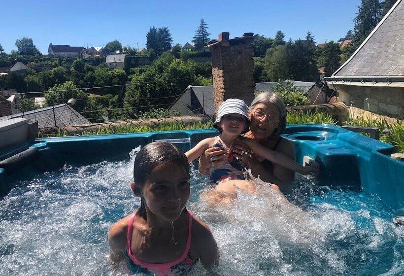 Пансион Les Voies Blanches