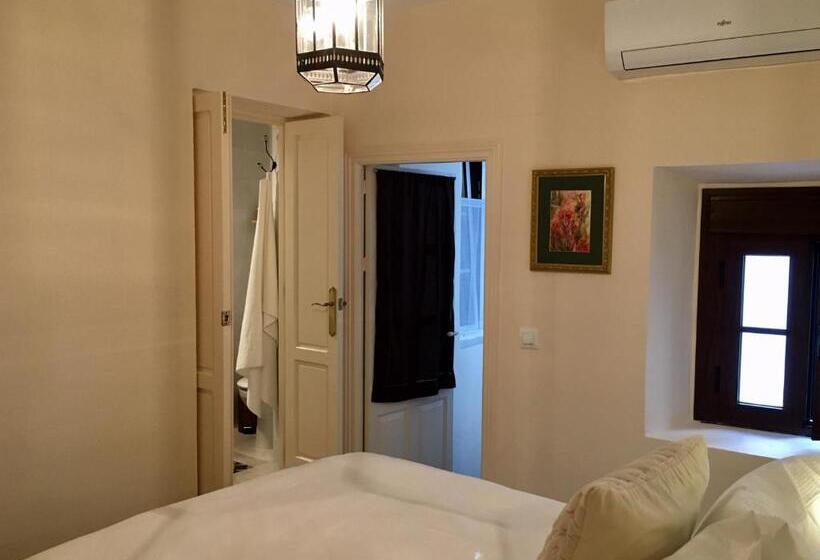 פנסיון Numero 9