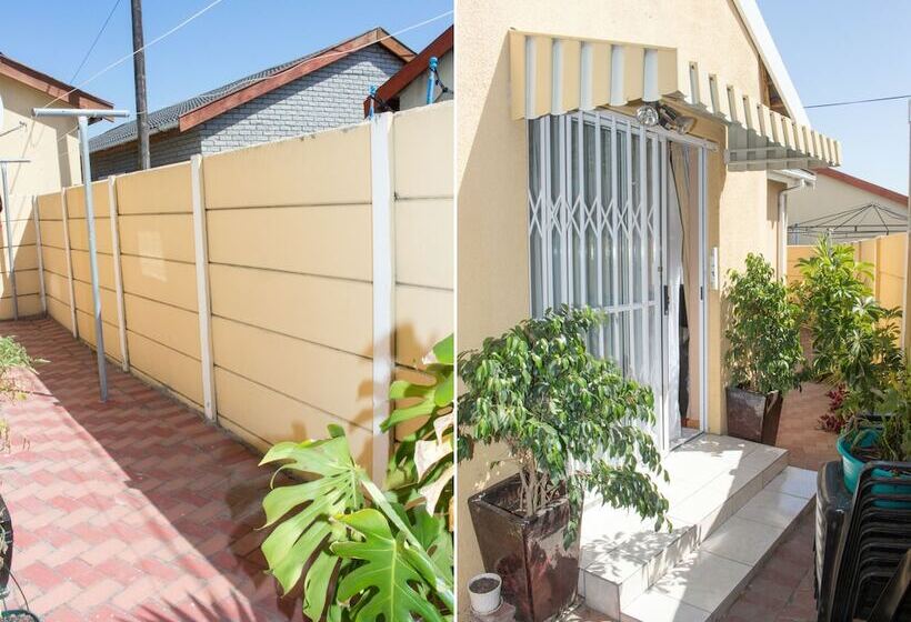 Пансион Onyx On Sycamore