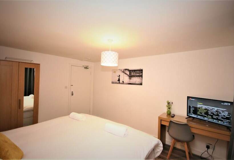 膳宿费 Parfett Guest House