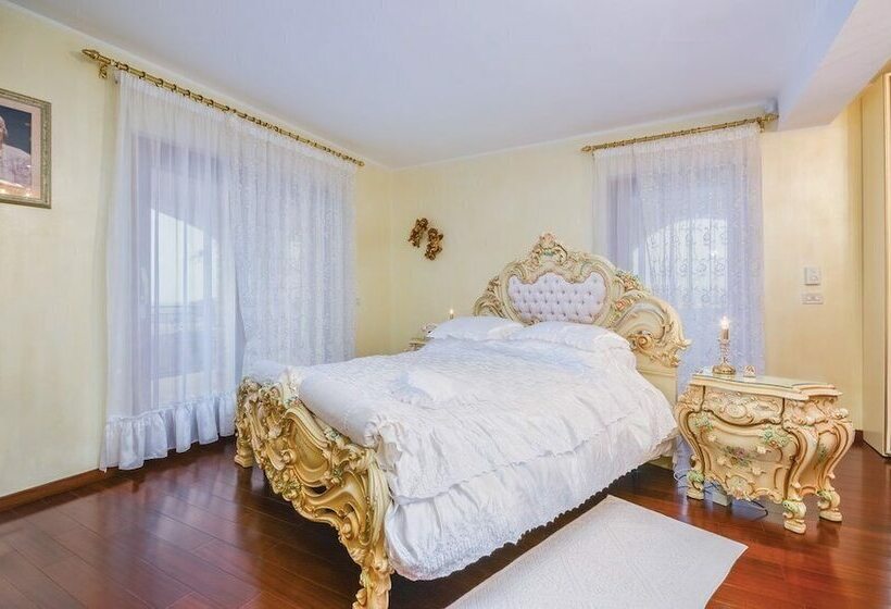 פנסיון Villa Anamarija