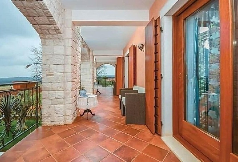 פנסיון Villa Anamarija