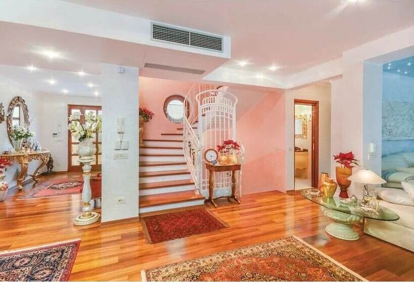 פנסיון Villa Anamarija