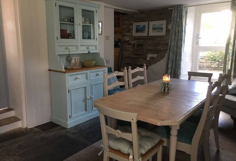Sandown Cottage