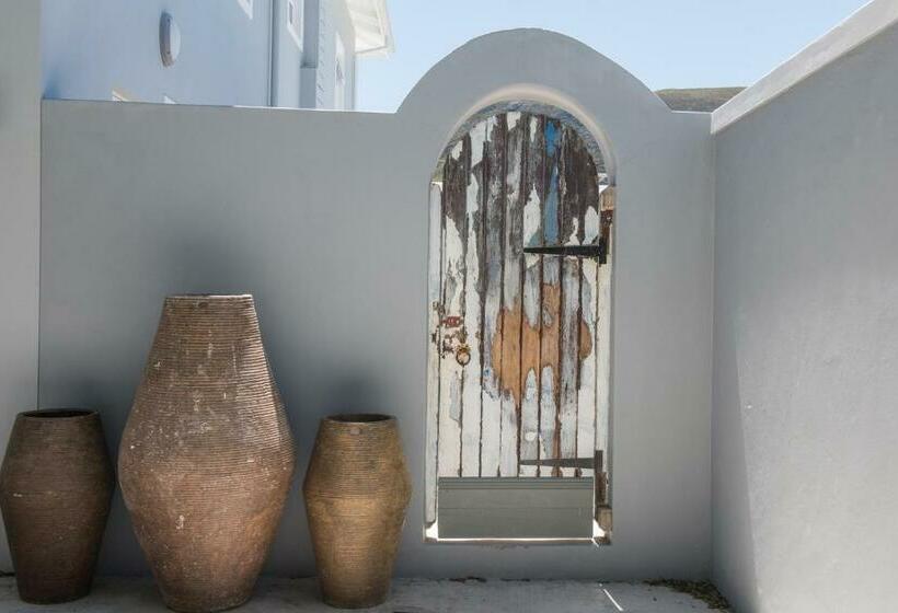 The Whale On Main B&b