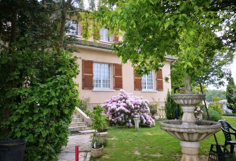 Bed and Breakfast Au Jardin Fleuri