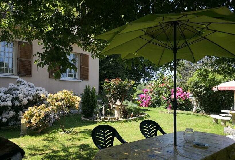 Bed and Breakfast Au Jardin Fleuri