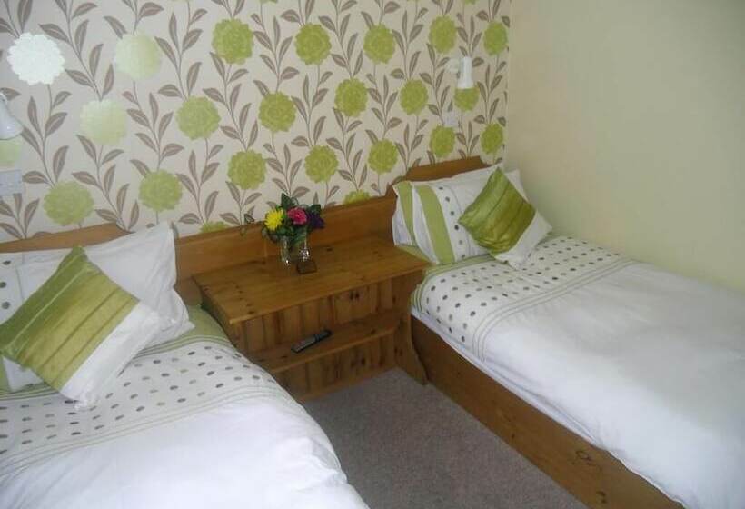 فندق فئة نجمة واحدة The Ormidale