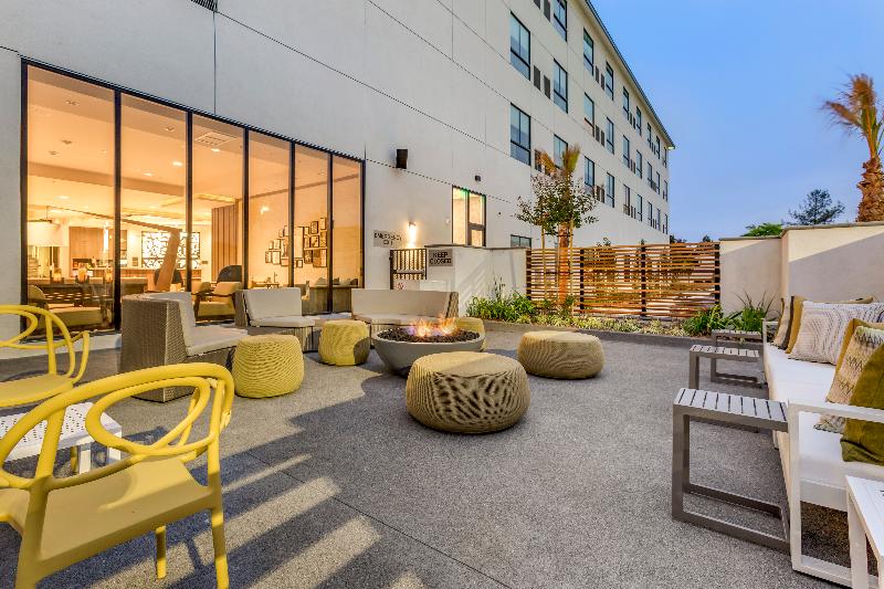 호텔 Centro Sonoma Wine Country, Tapestry Collection Hilton