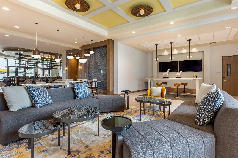 Отель Centro Sonoma Wine Country, Tapestry Collection Hilton