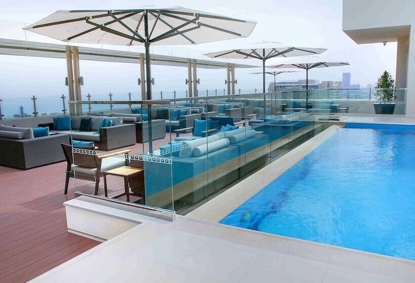 ホテル Centro Corniche Al Khobar By Rotana