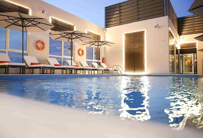 ホテル Centro Corniche Al Khobar By Rotana