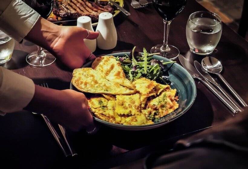 Отель Denvir S Of Downpatrick