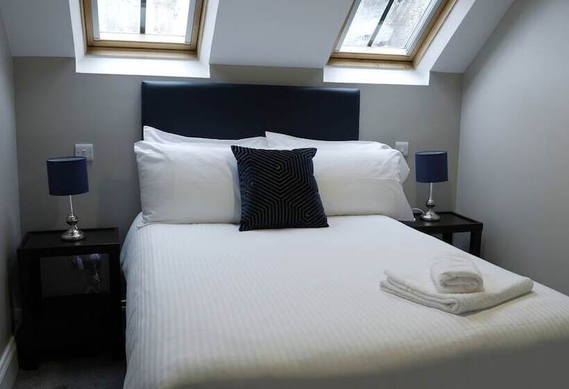 Отель Denvir S Of Downpatrick