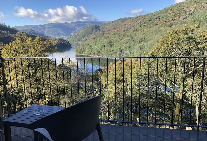 호텔 Dobau Village