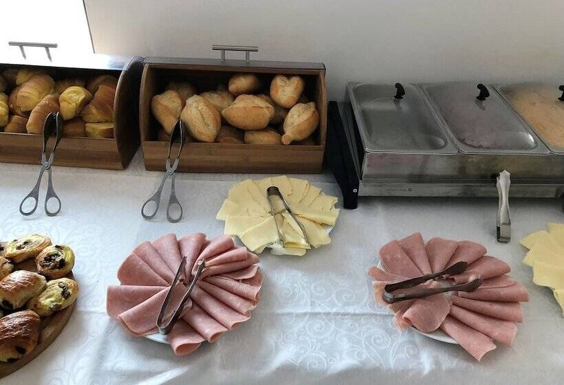 호텔 Dobau Village