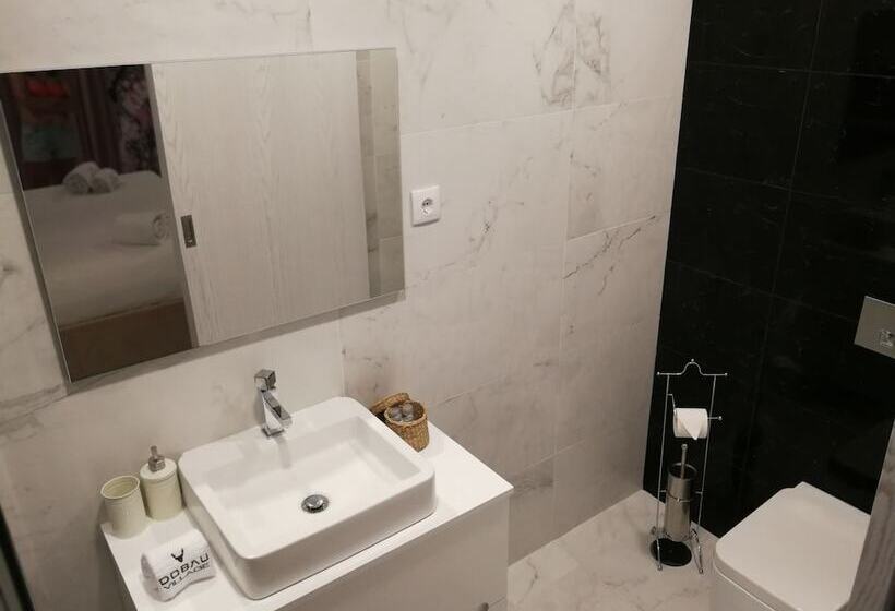 호텔 Dobau Village