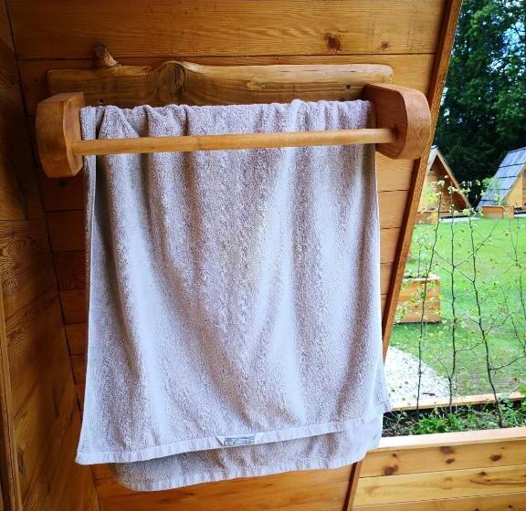 هتل Glamping Forest Edge