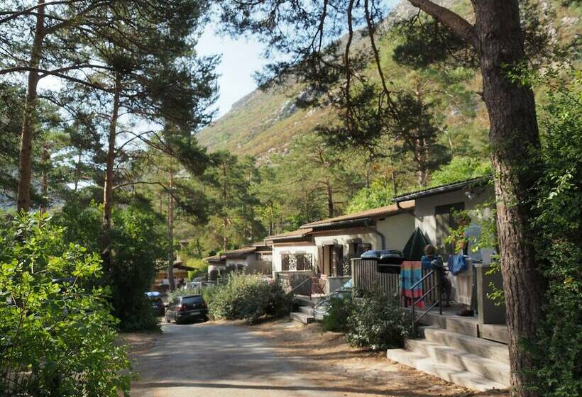 فندق Huttopia Gorges Du Verdon