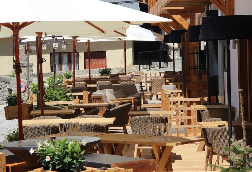 Отель Le V De Vaujany