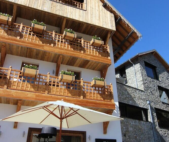 Отель Le V De Vaujany