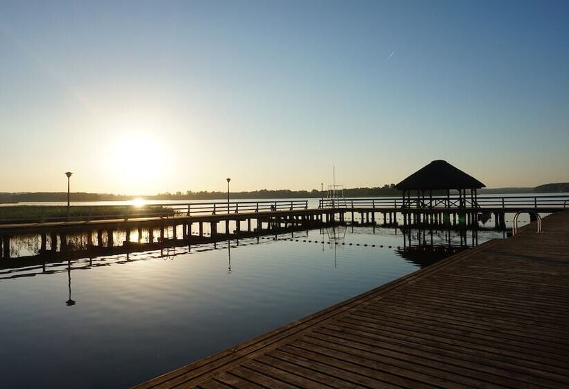 בית מלון כפרי Plaża Resort