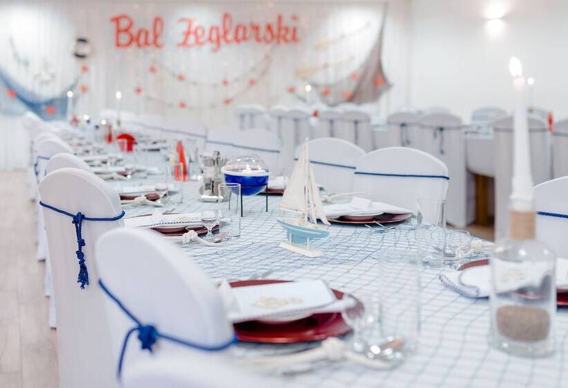 בית מלון כפרי Plaża Resort