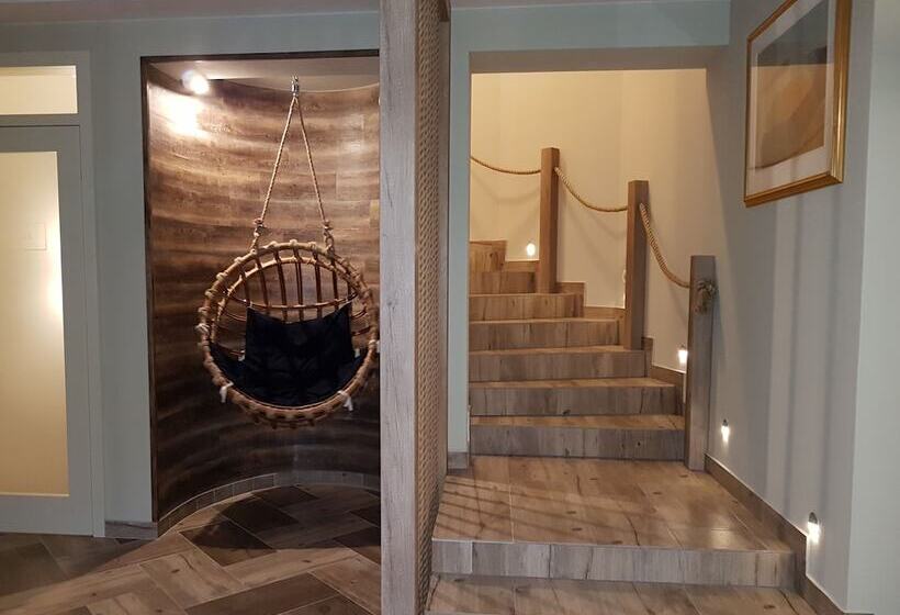 בית מלון כפרי Plaża Resort