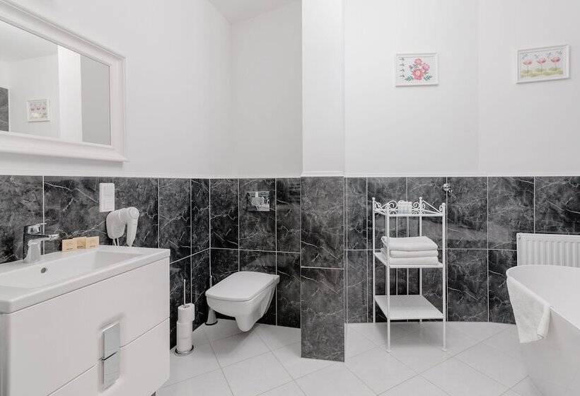 בית מלון כפרי Plaża Resort