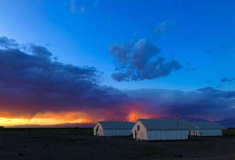Отель Rustic Rook Resort Great Sand Dunes
