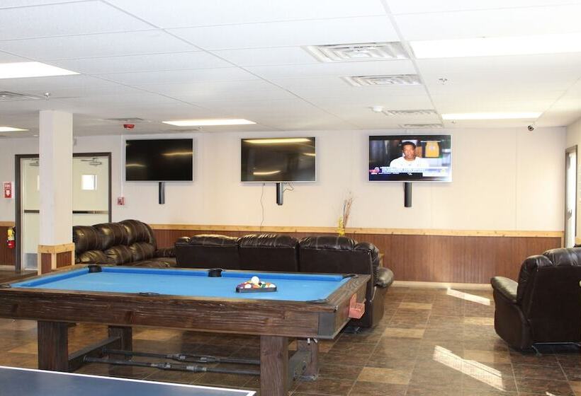 فندق Target Hospitality   Carlsbad Lodge