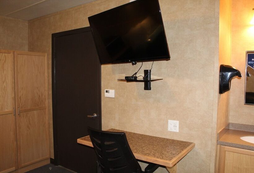 酒店 Target Hospitality Carlsbad Lodge