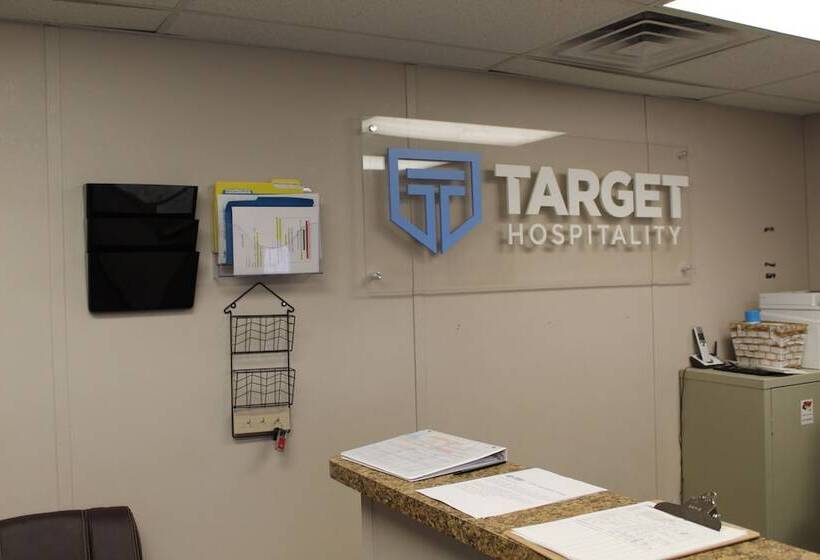 Отель Target Hospitality Kermit North Lodge