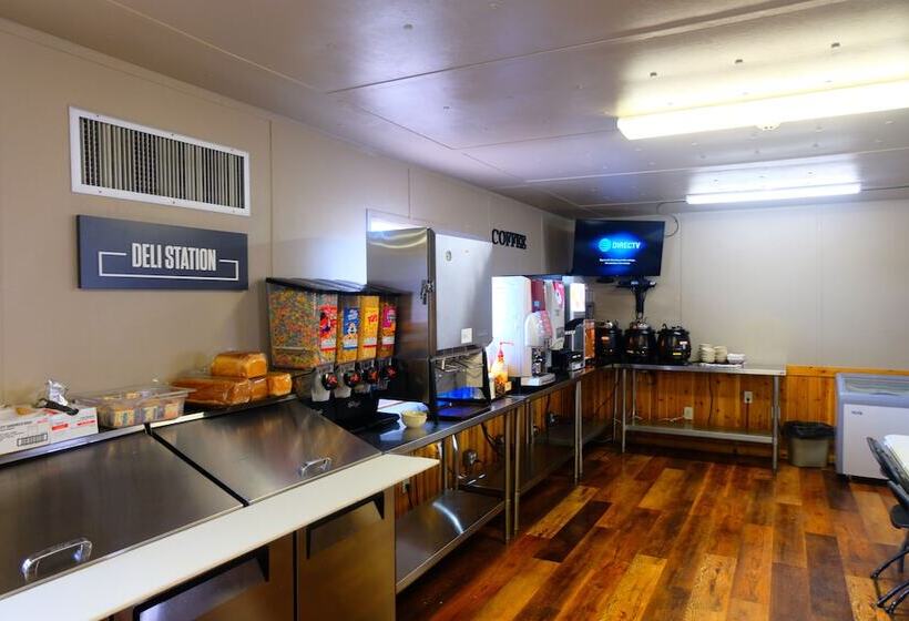 酒店 Target Hospitality Kermit South Lodge