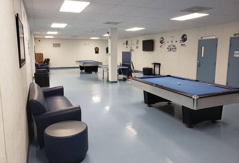 فندق Target Hospitality Williams County Lodge