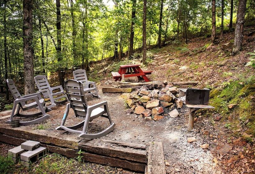 The Americana   Parker Creek Bend Cabins