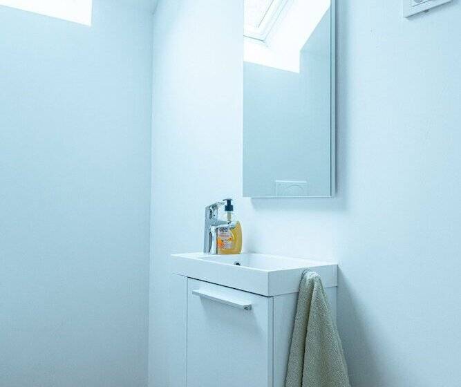 پانسیون Apartments Skok With Free Parking