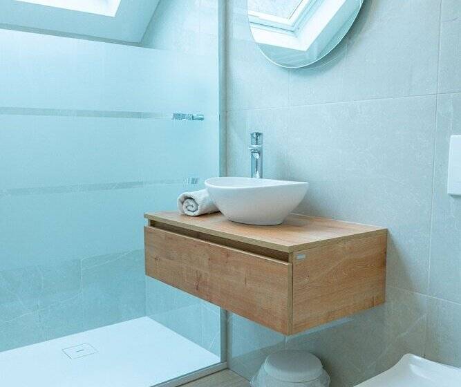 پانسیون Apartments Skok With Free Parking