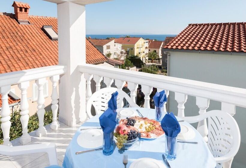 פנסיון Guesthouse Papica