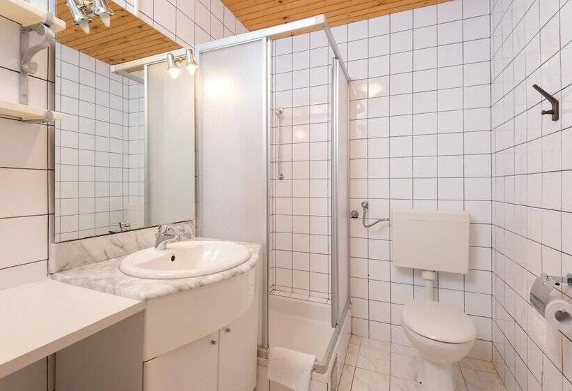 פנסיון Guesthouse Papica